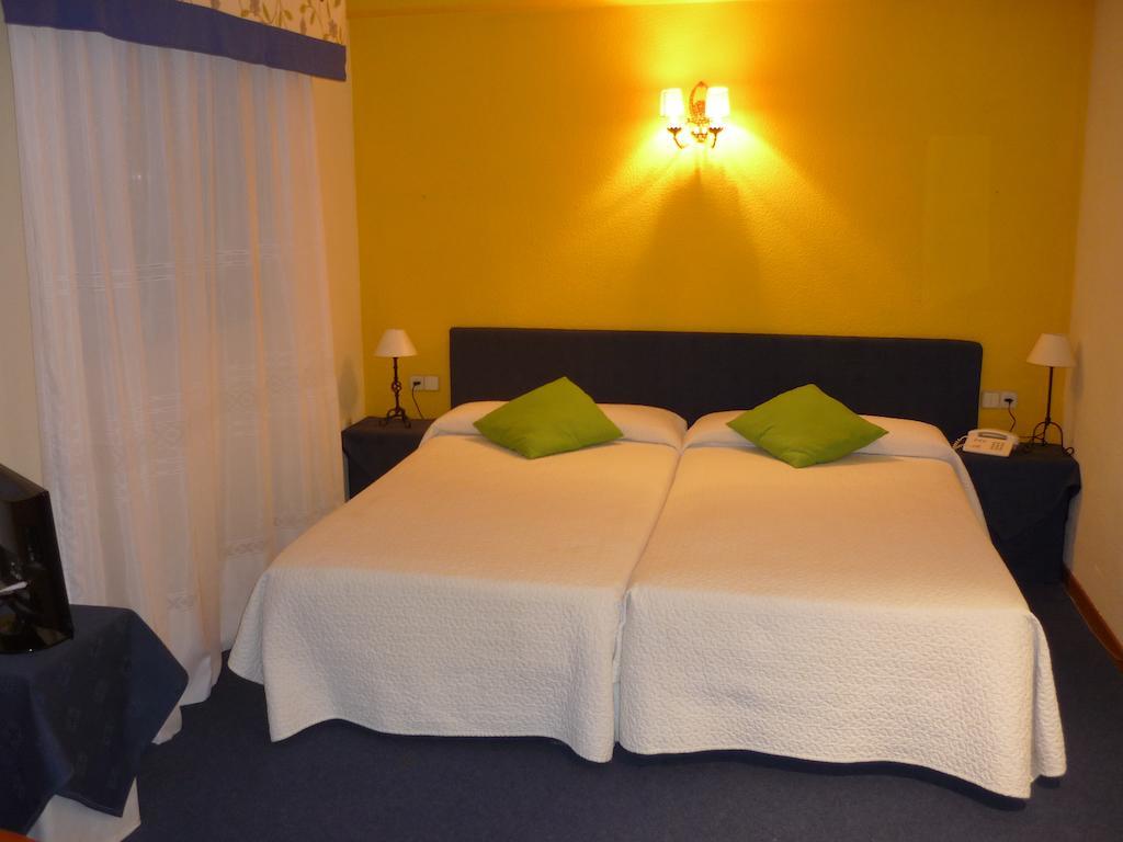 אלזירה Hotel Reconquista חדר תמונה
